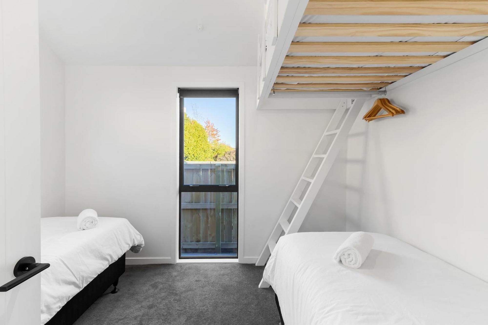 Brand New Lake Front Homes Spa Pool Taupo Zewnętrze zdjęcie