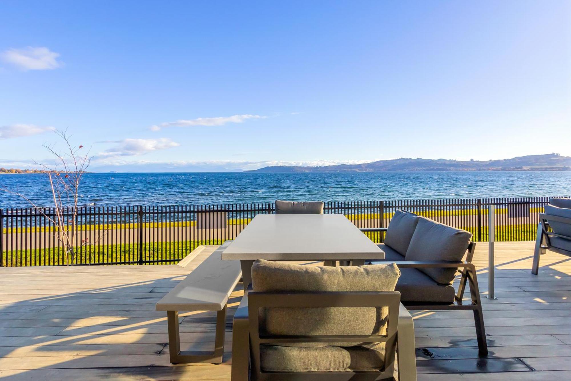 Brand New Lake Front Homes Spa Pool Taupo Zewnętrze zdjęcie