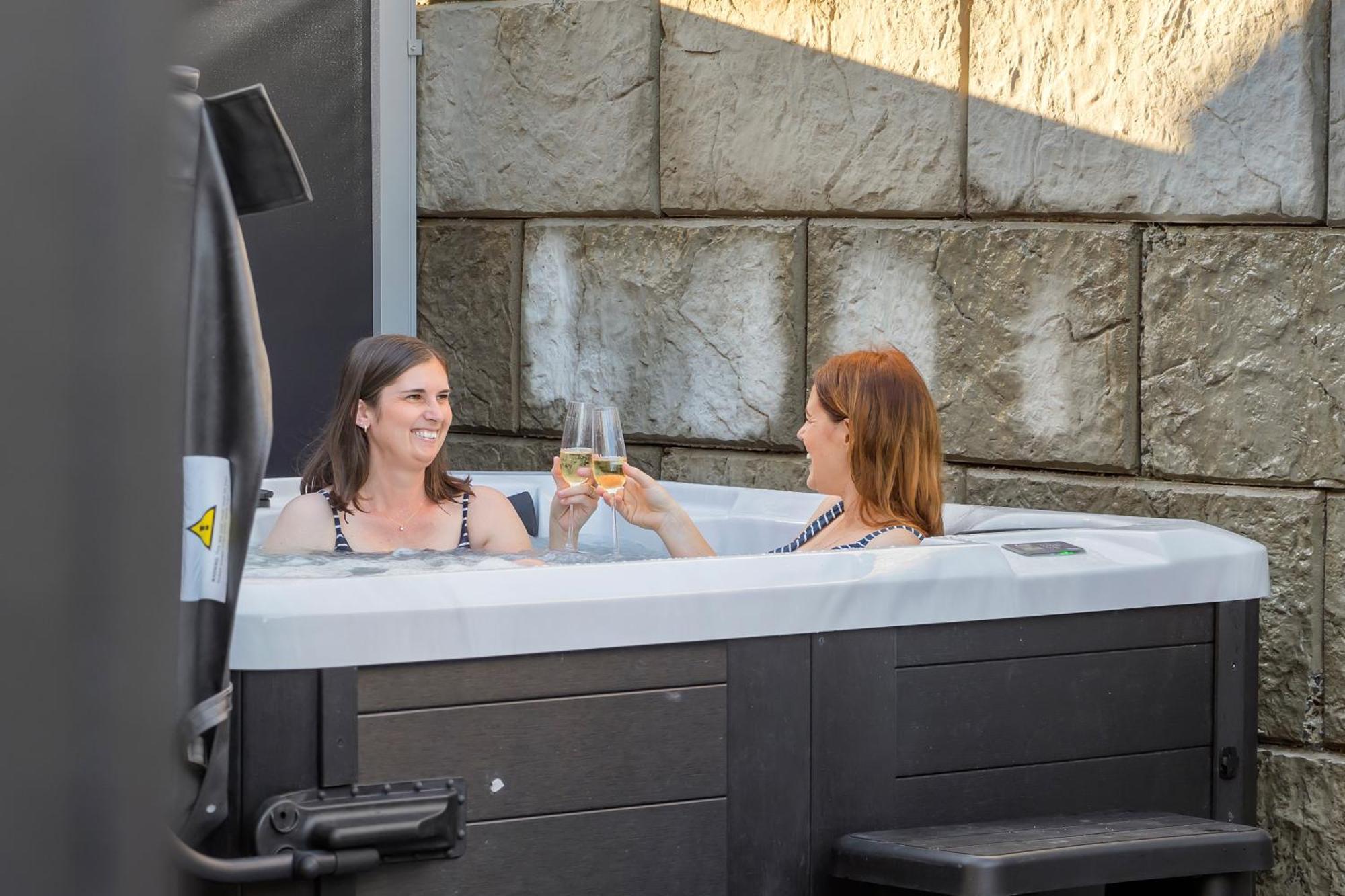 Brand New Lake Front Homes Spa Pool Taupo Zewnętrze zdjęcie