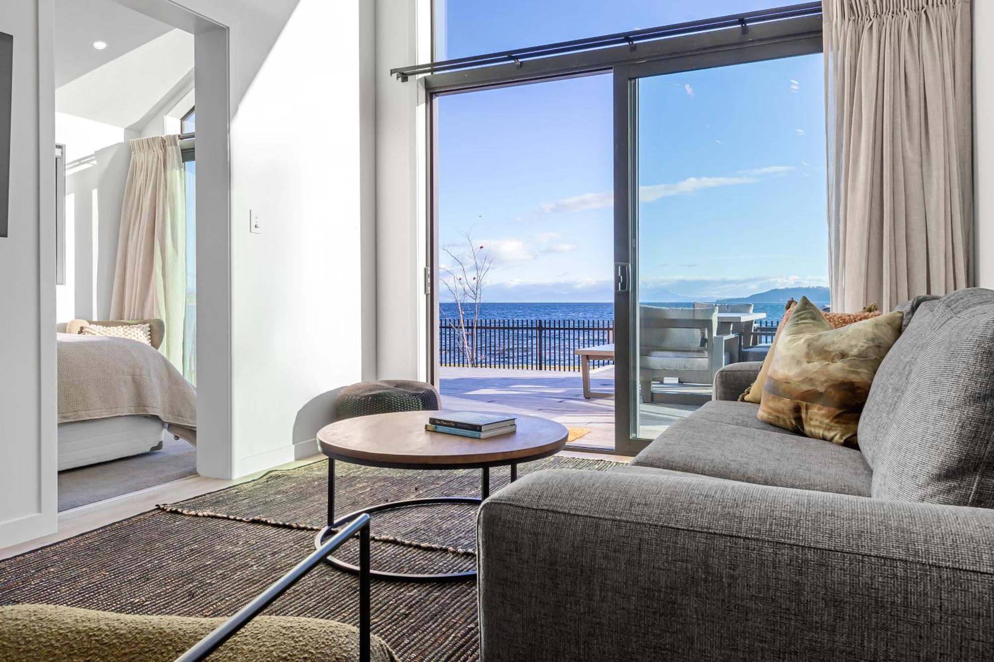 Brand New Lake Front Homes Spa Pool Taupo Zewnętrze zdjęcie